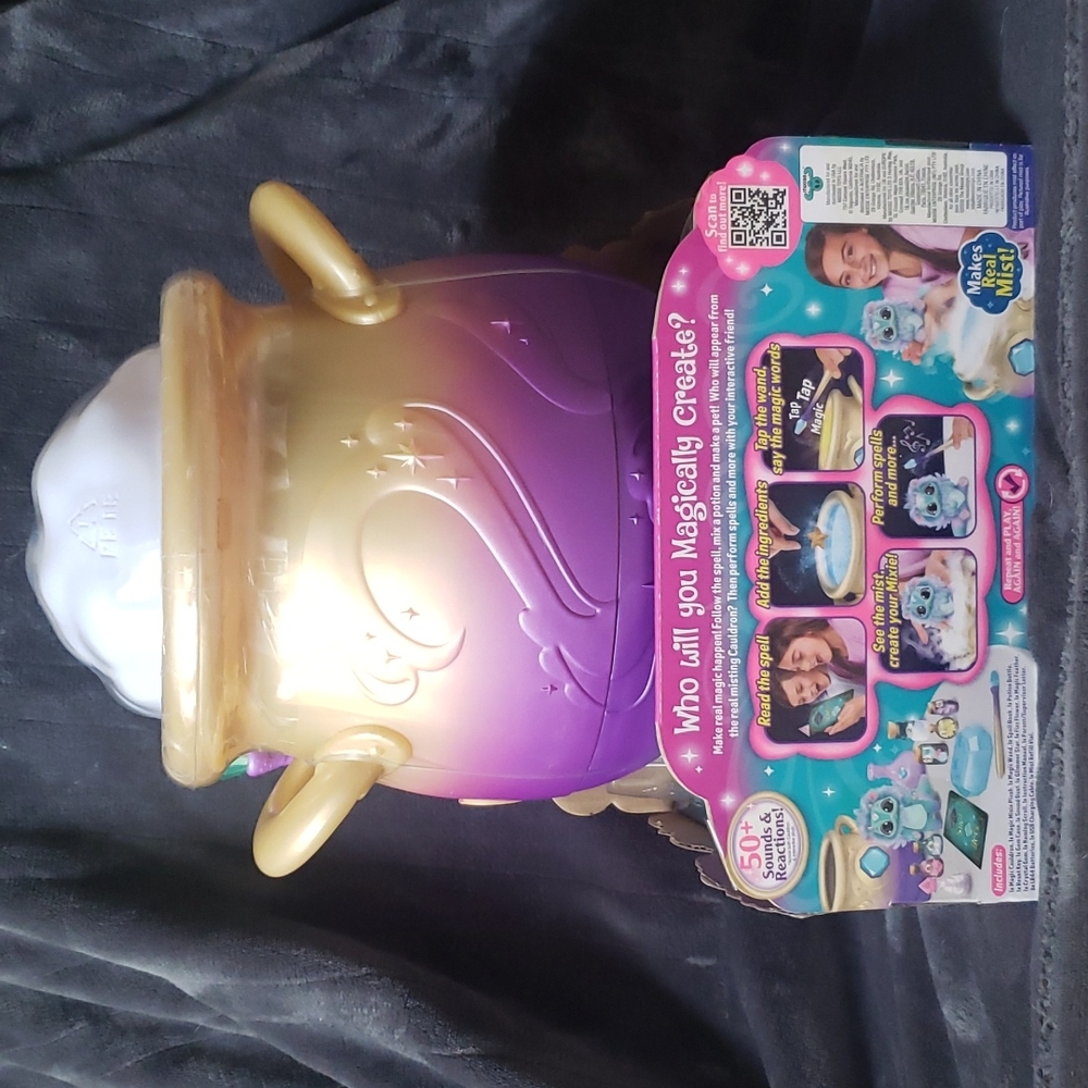 Magic Mixies Magical Misting Cauldron W/ Interactive Toy- Blue - Picture 2 of 3